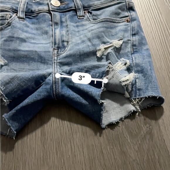 American Eagle Light Wash Next Level Stretch Midi Distressed‎ Denim Shorts Sz 00 - Picture 10 of 10